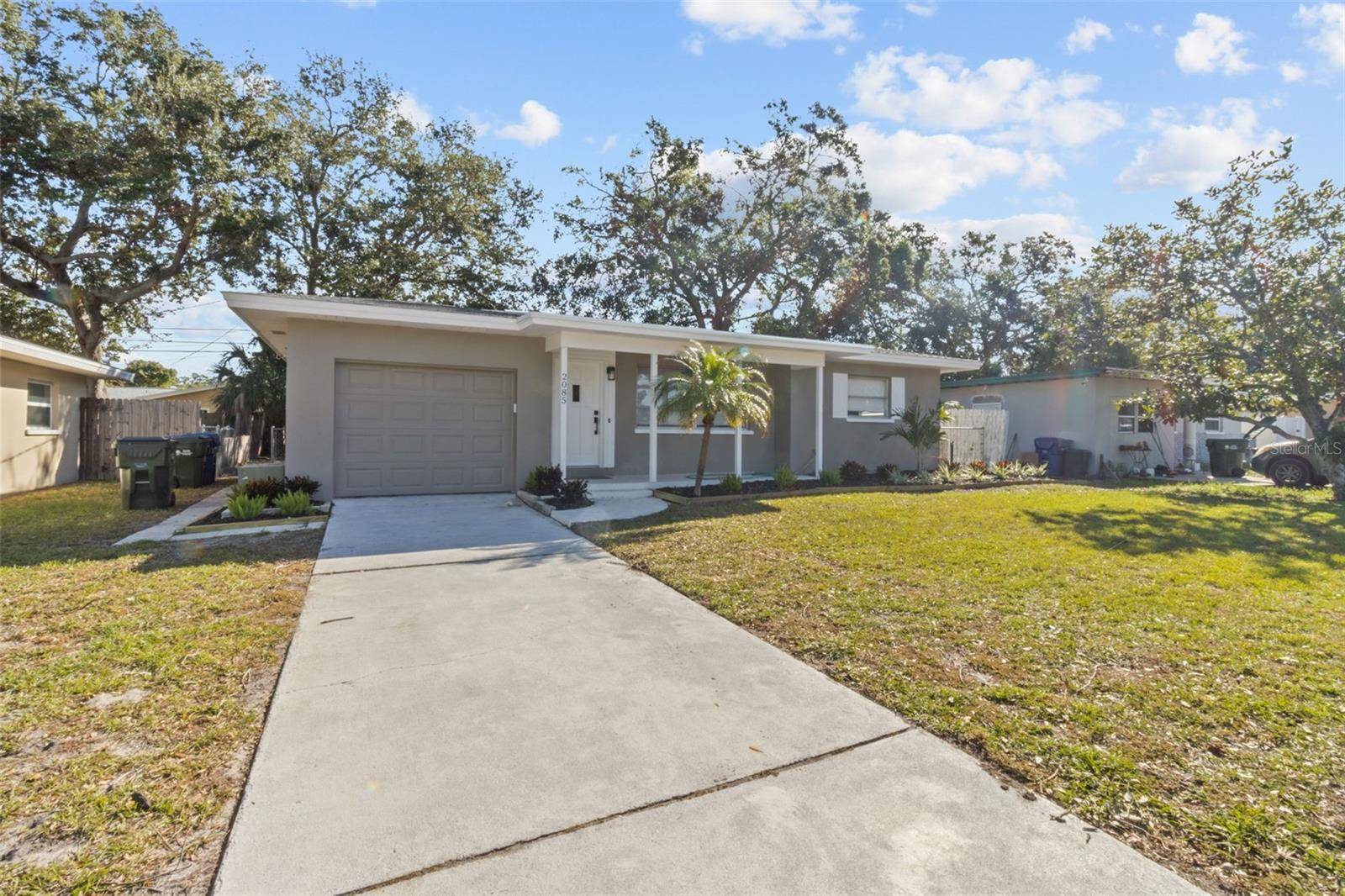 Largo, FL 33774,2085 GEORGIANNA ST