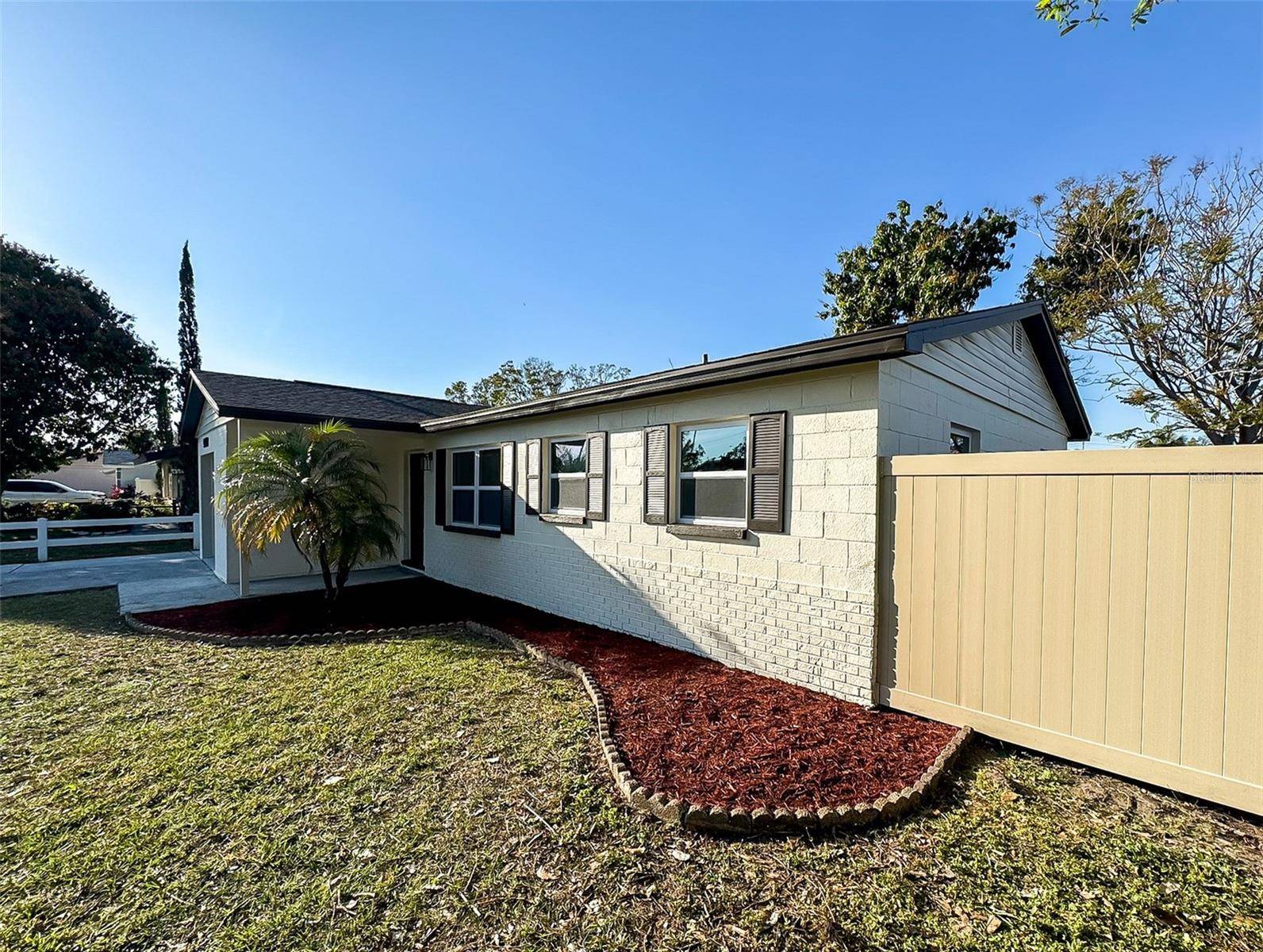 Seminole, FL 33777,9143 109TH AVE