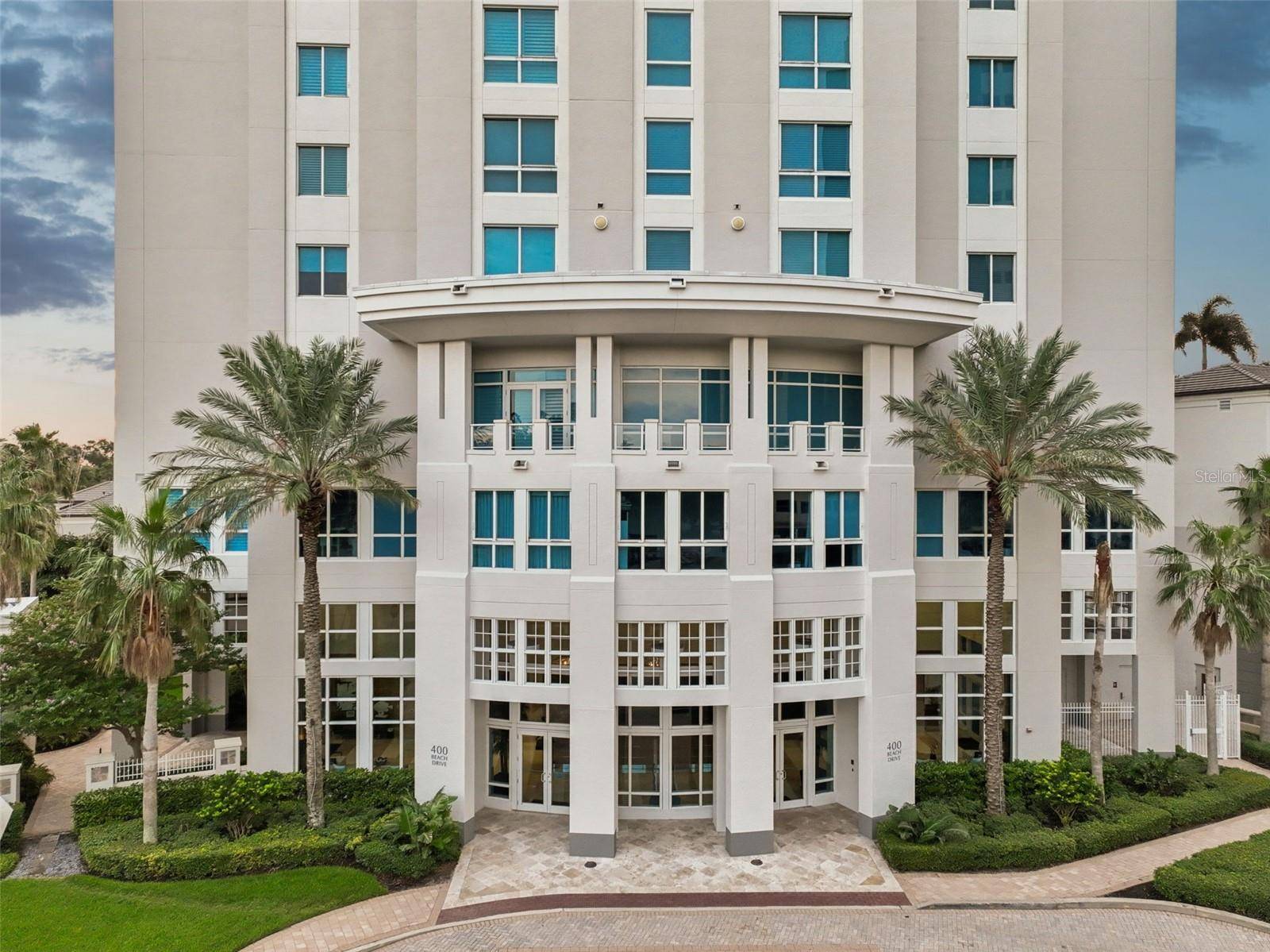 St Petersburg, FL 33701,400 BEACH DR NE #1202