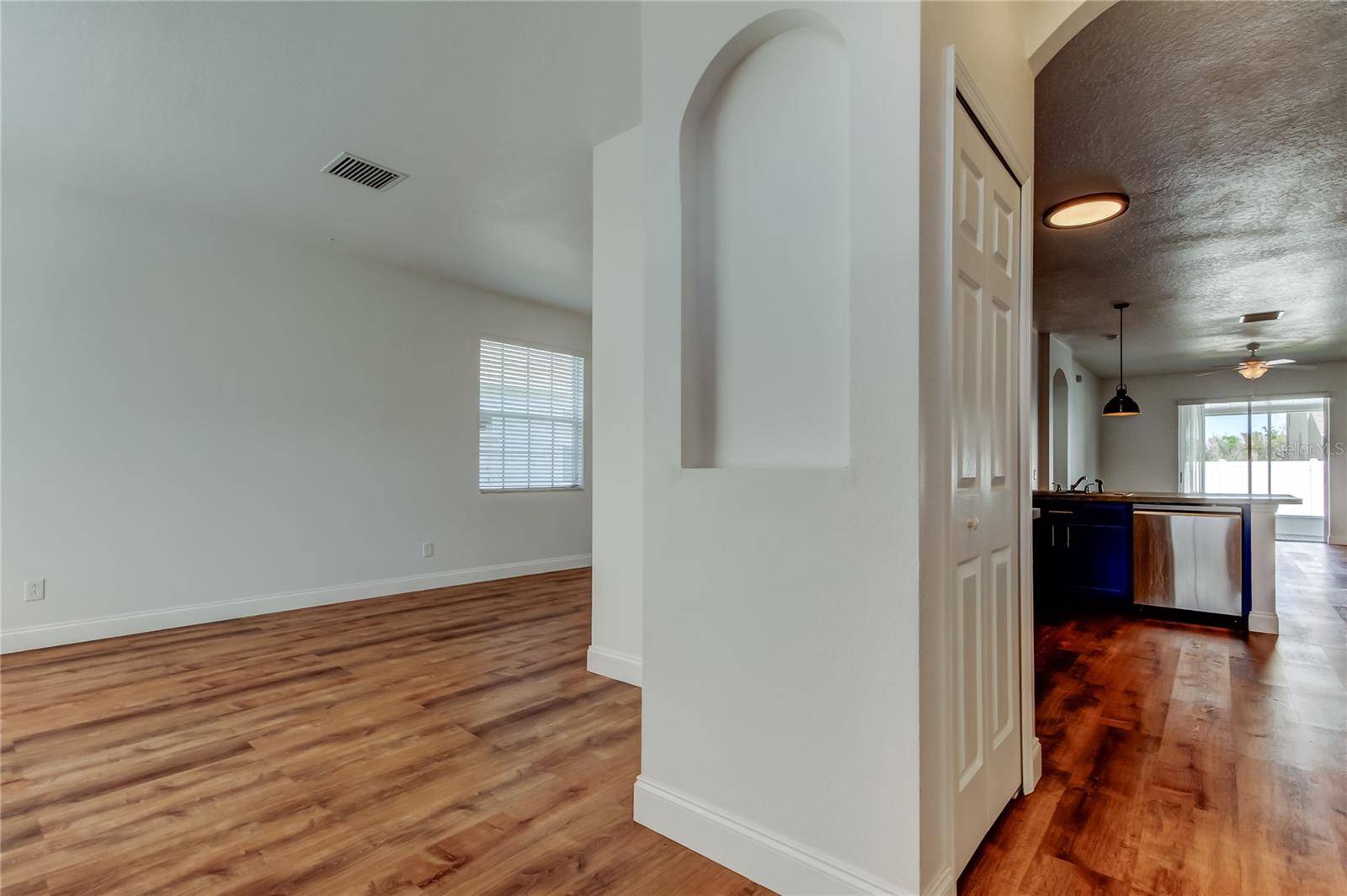Land O Lakes, FL 34638,9407 BLACK THORN LOOP