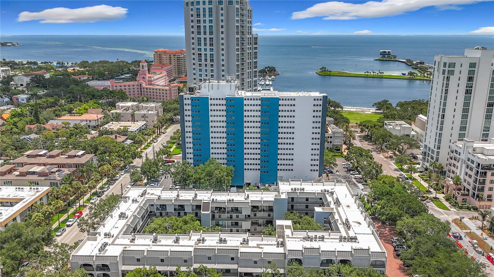 St Petersburg, FL 33701,105 4TH AVE NE #501