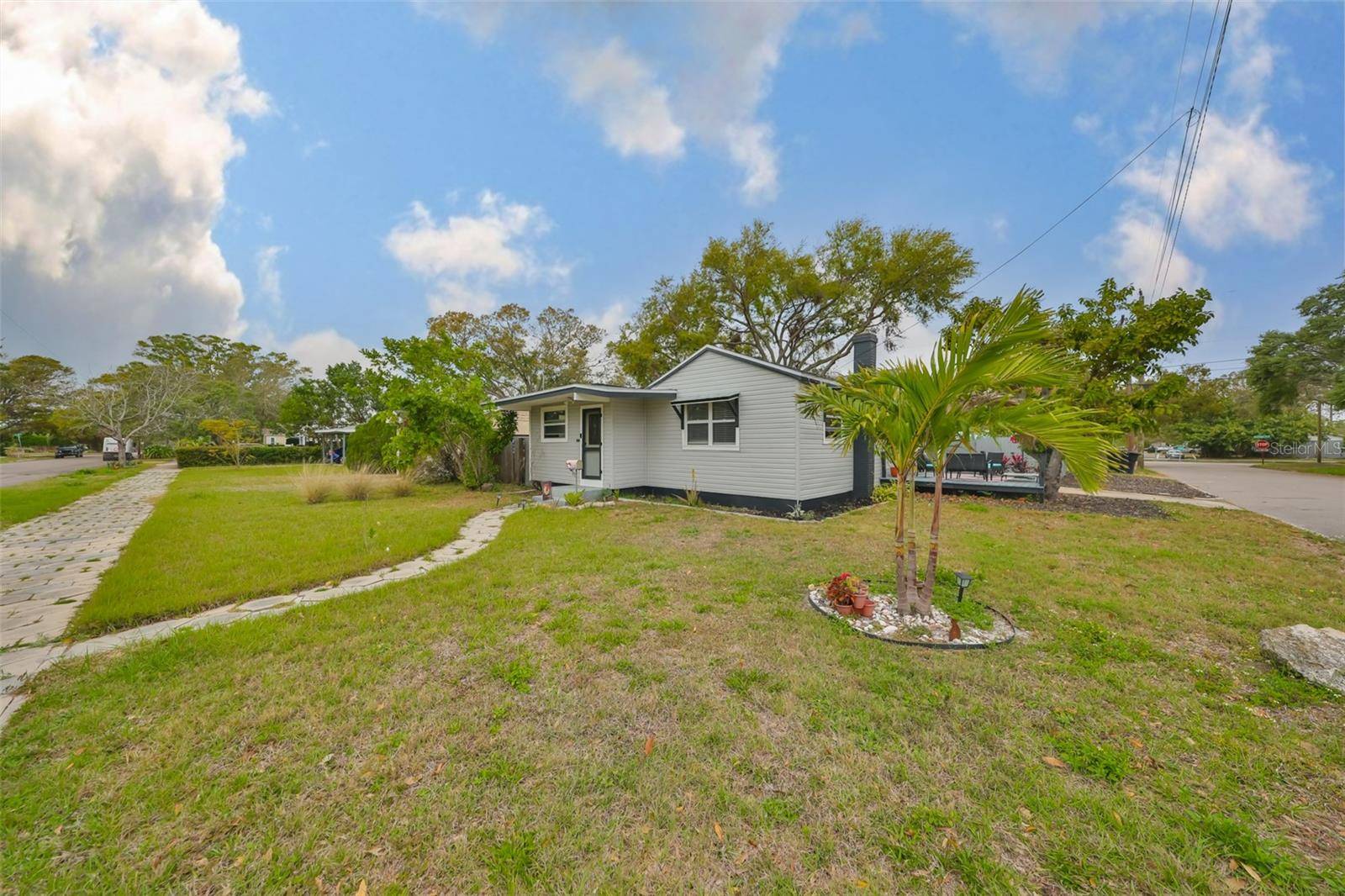 St Petersburg, FL 33710,5601 2ND AVE N
