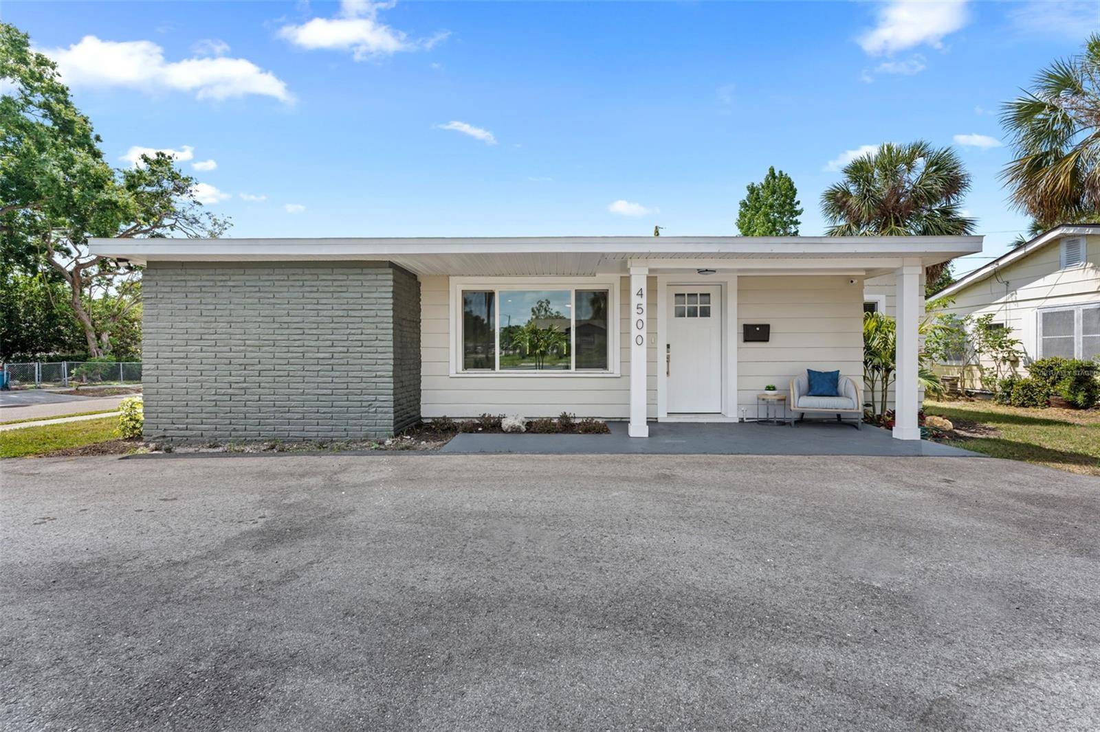 St Petersburg, FL 33711,4500 22ND AVE S