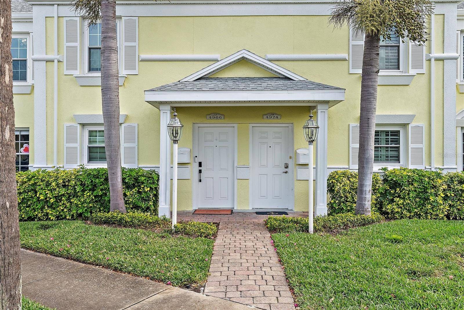 St Petersburg, FL 33705,4966 COQUINA KEY DR SE #4966