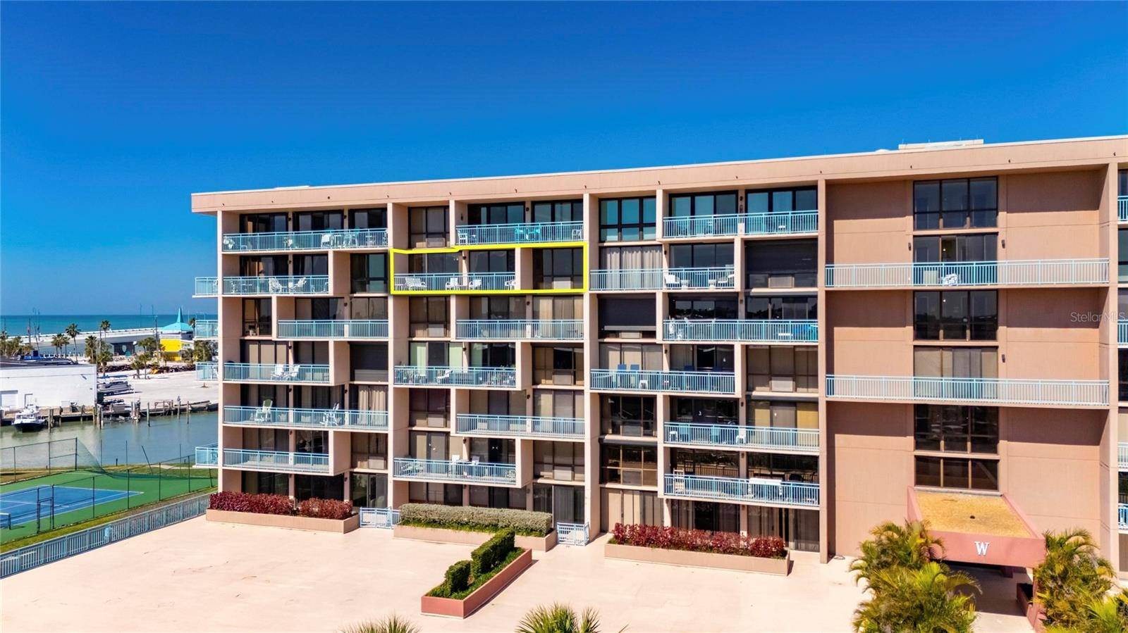 Treasure Island, FL 33706,1 KEY CAPRI #604W