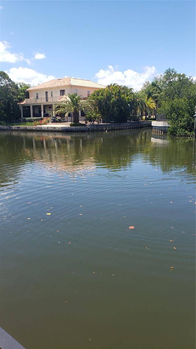 Tampa, FL 33629,2107 S WEST SHORE BLVD