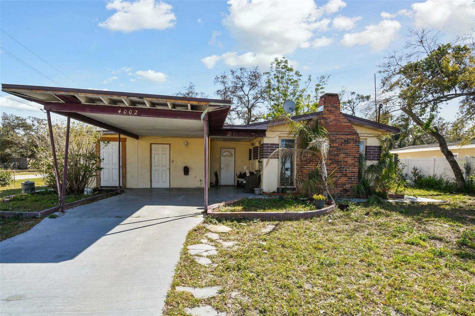 Tampa, FL 33609,4002 W GRAY ST