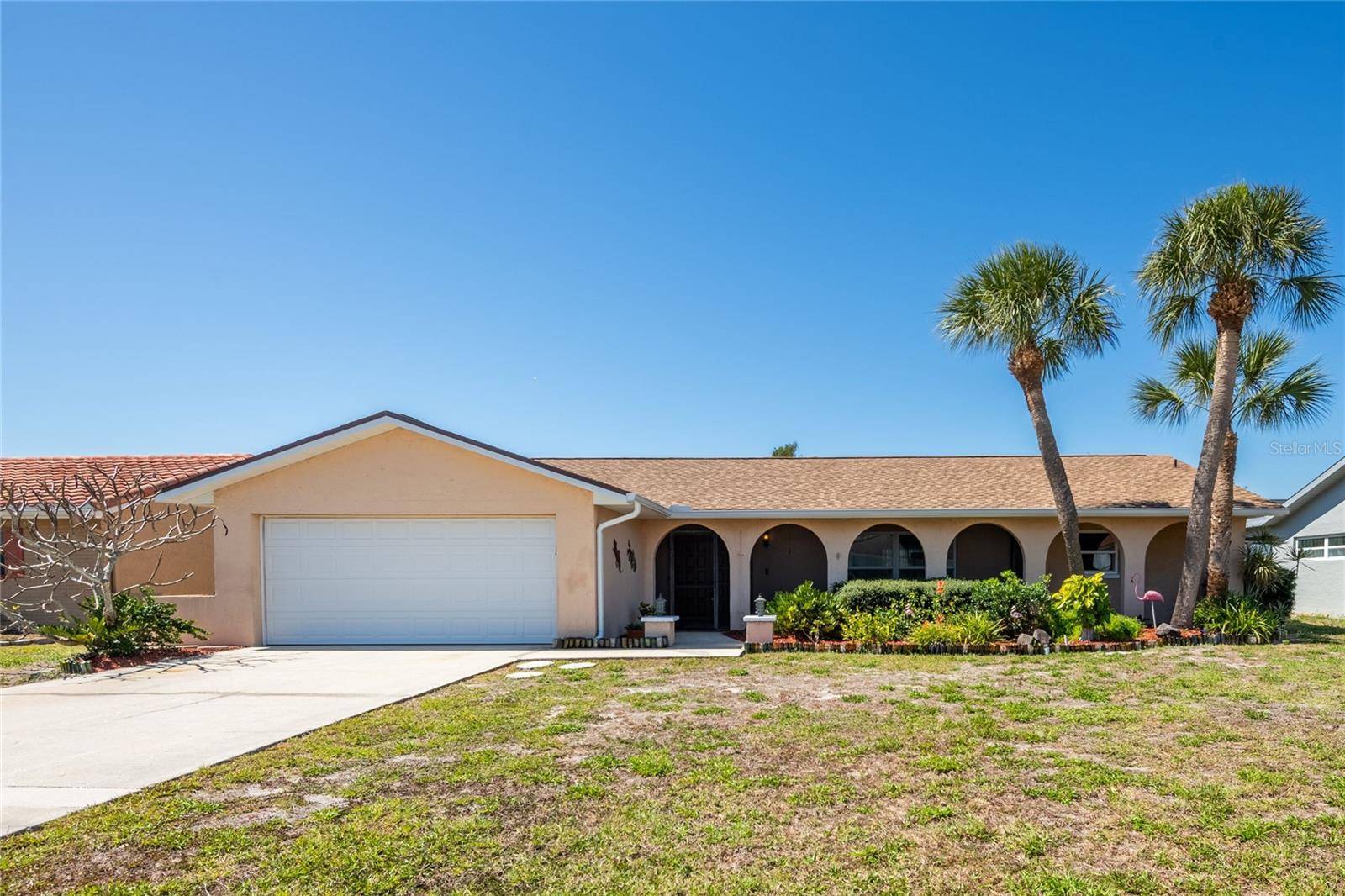 Apollo Beach, FL 33572,736 FLAMINGO DR