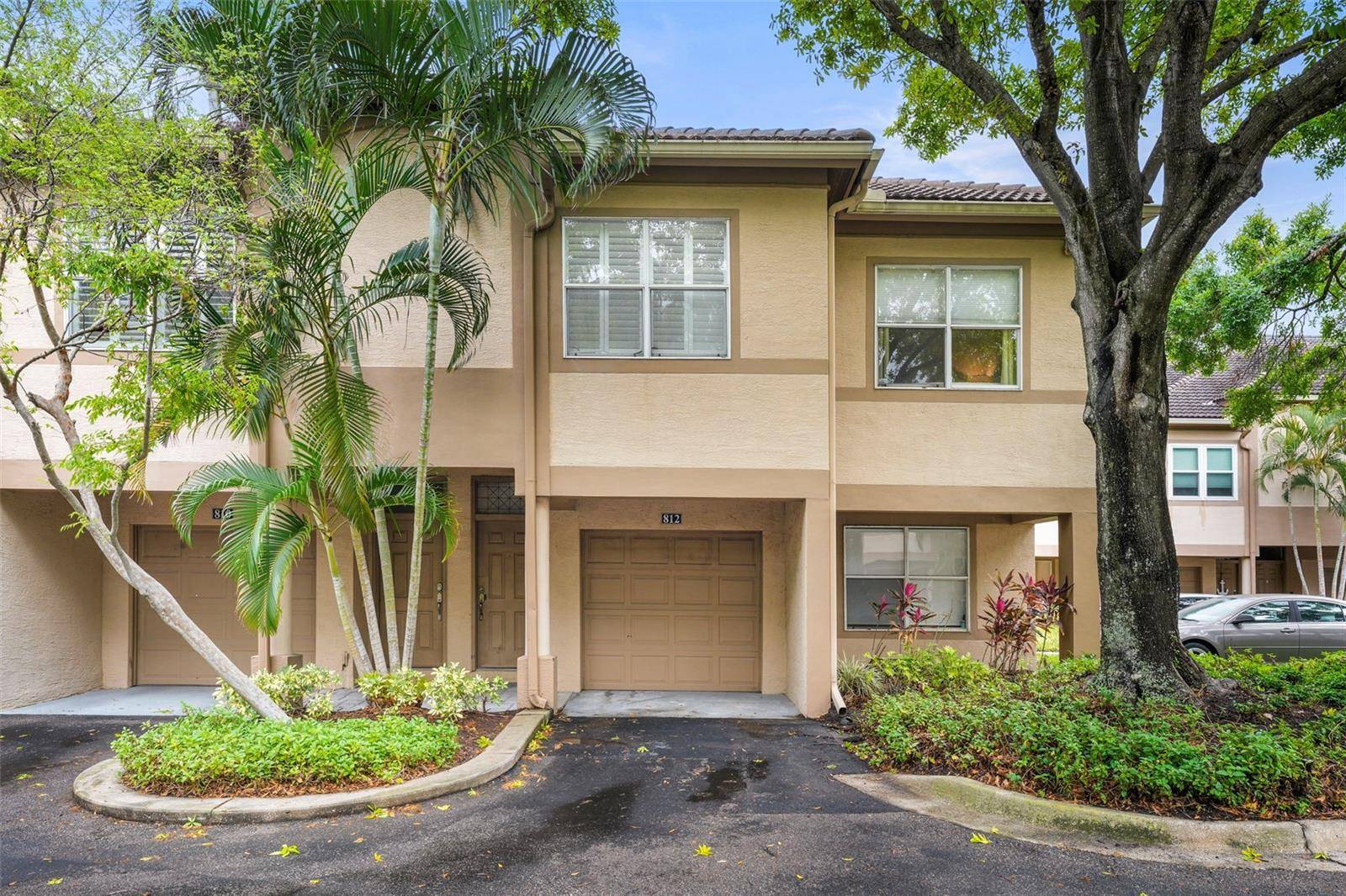 Tampa, FL 33602,812 NORMANDY TRACE RD