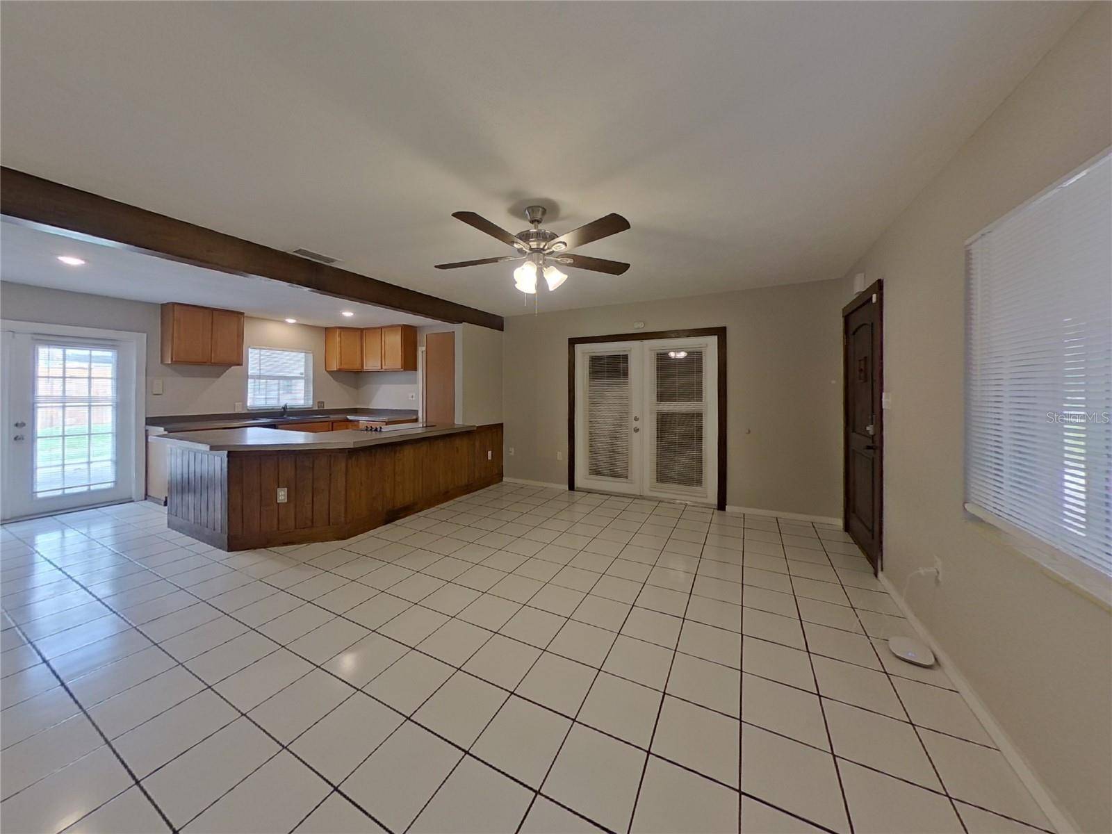 Orlando, FL 32810,923 MALONE DR