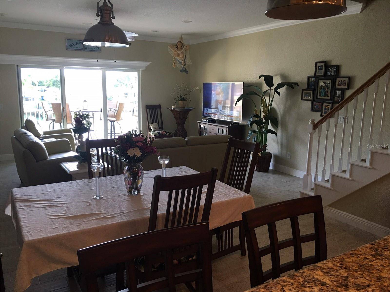 St Petersburg, FL 33706,11595 GULF BLVD #5