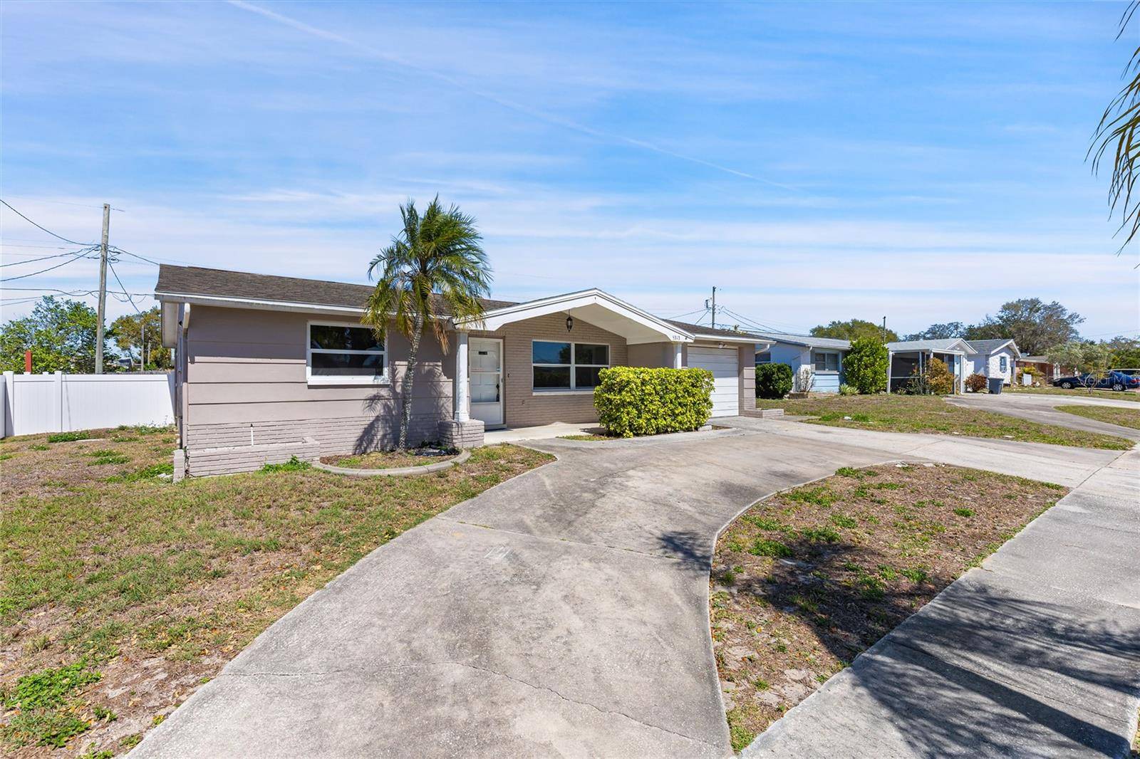 Holiday, FL 34690,5313 MOSAIC DR