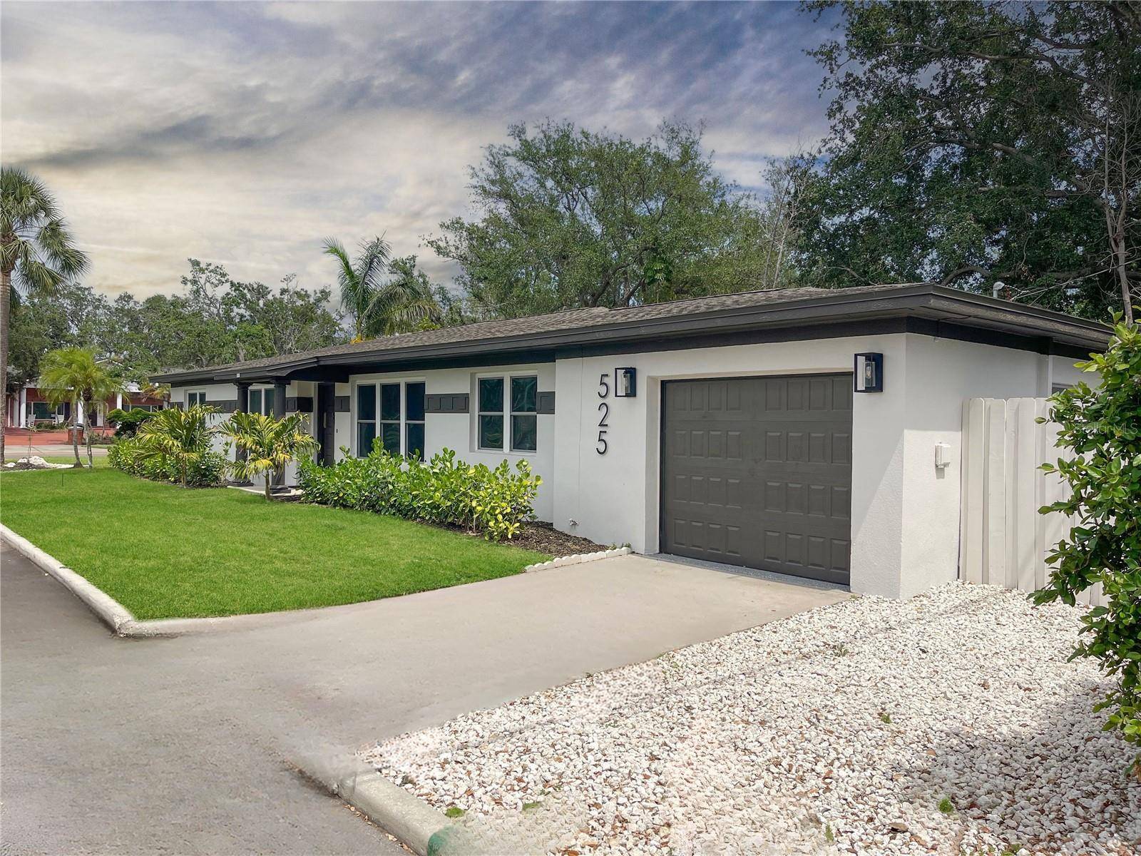 St Petersburg, FL 33704,525 LAMARA WAY NE