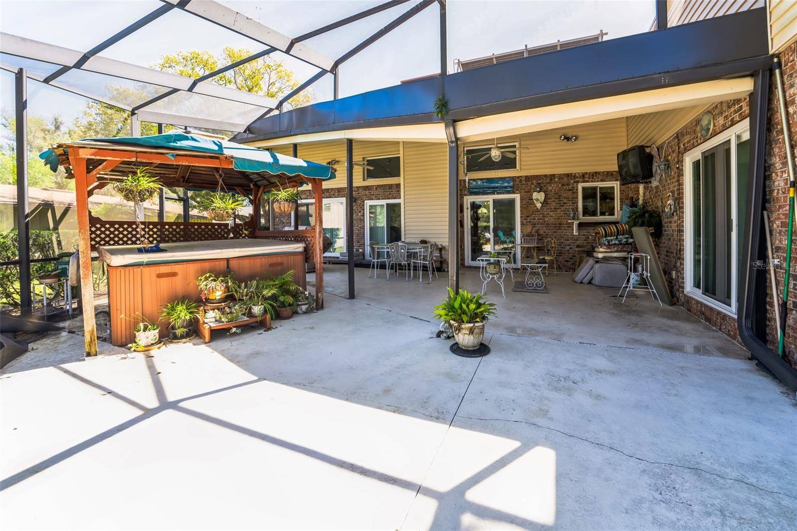 Mulberry, FL 33860,105 COUNTRY CLUB LN