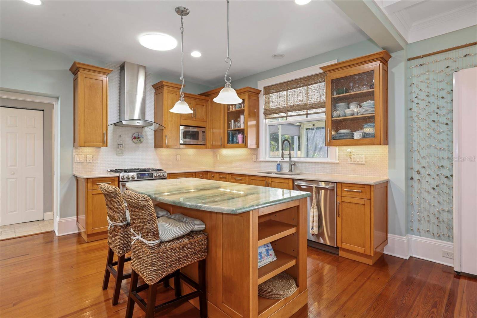 Dunedin, FL 34698,235 ABERDEEN ST