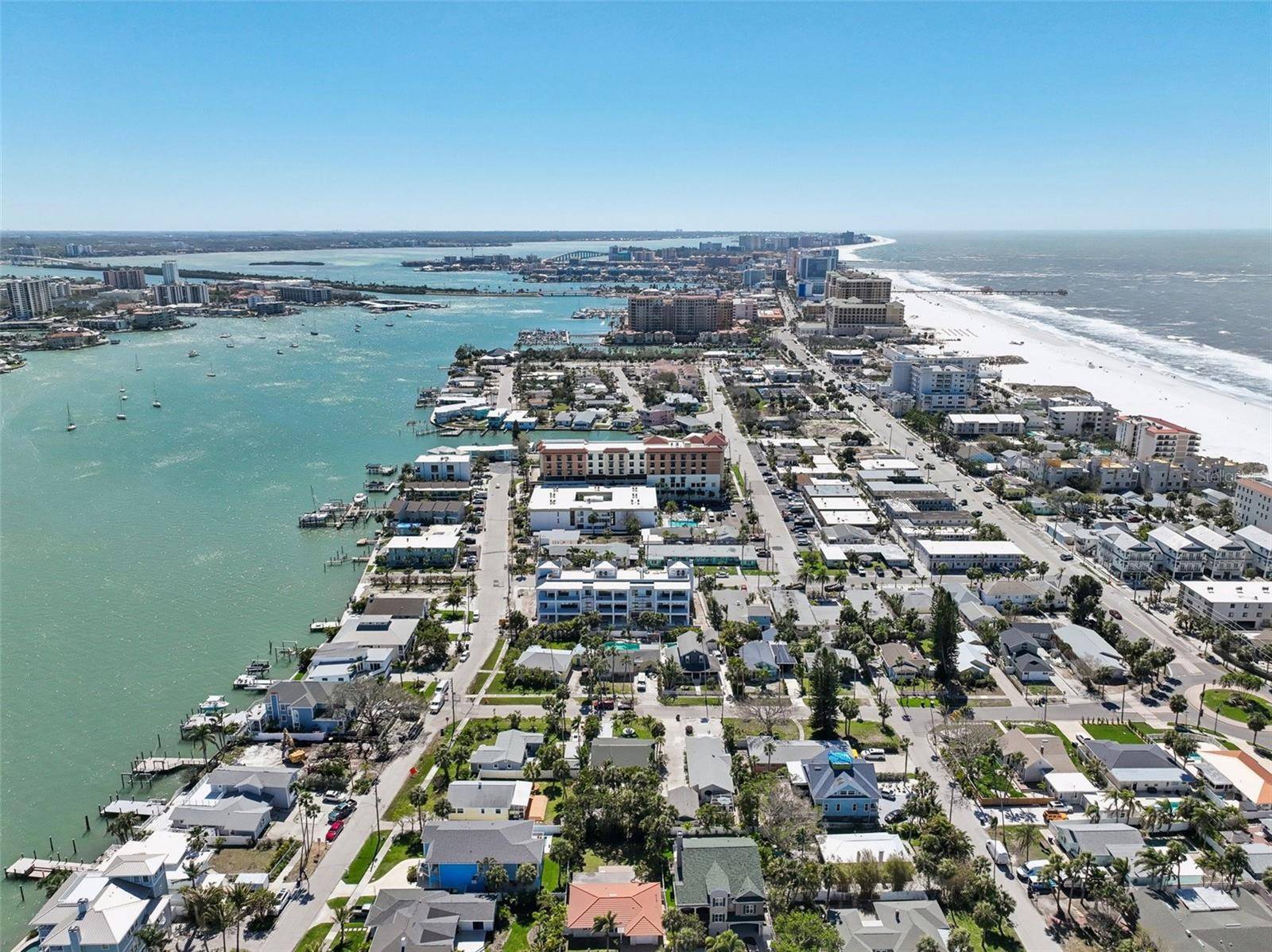 Clearwater Beach, FL 33767,720 BAY ESPLANADE