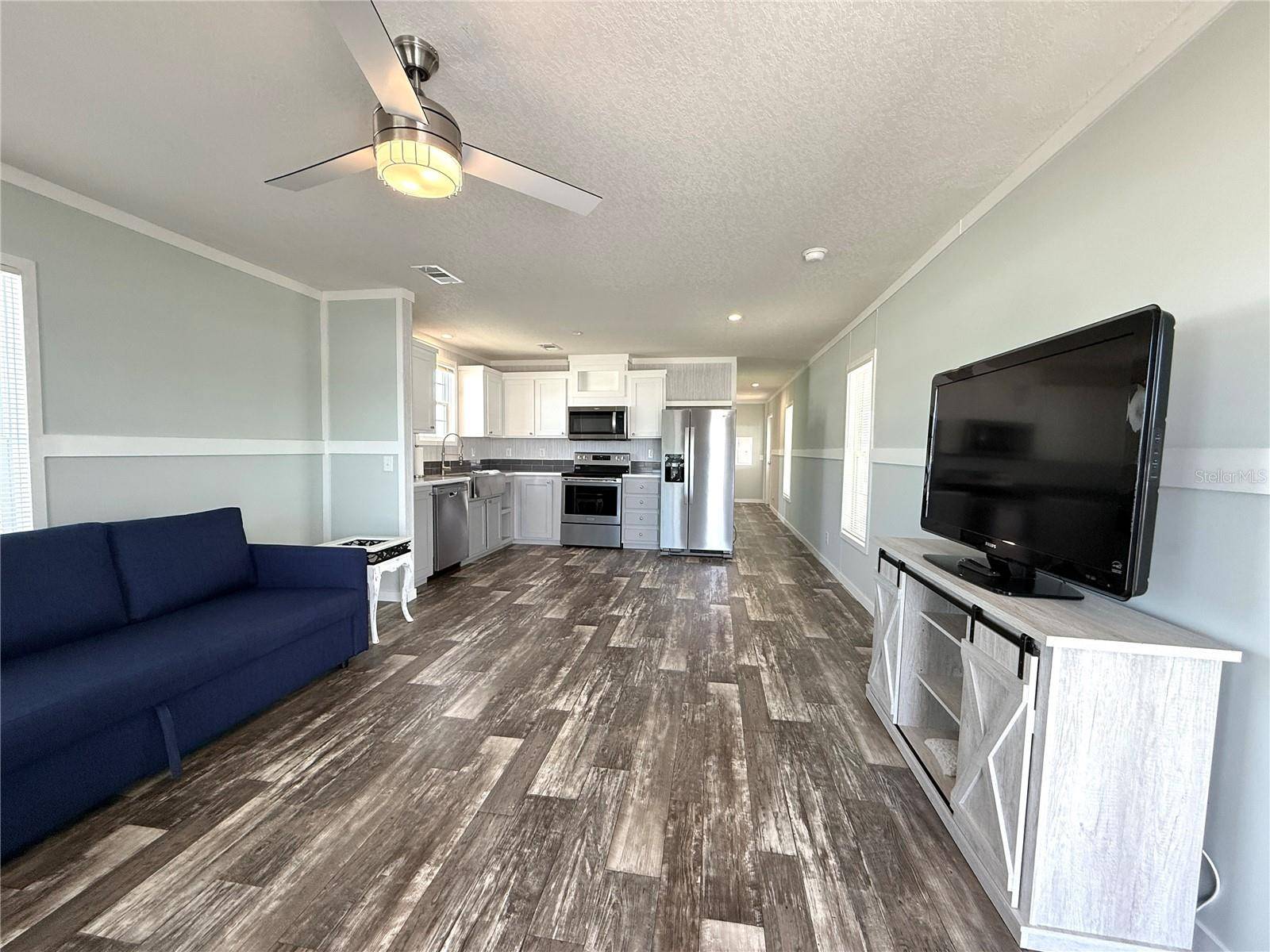 Apollo Beach, FL 33572,105 W SAINT JOHNS WAY
