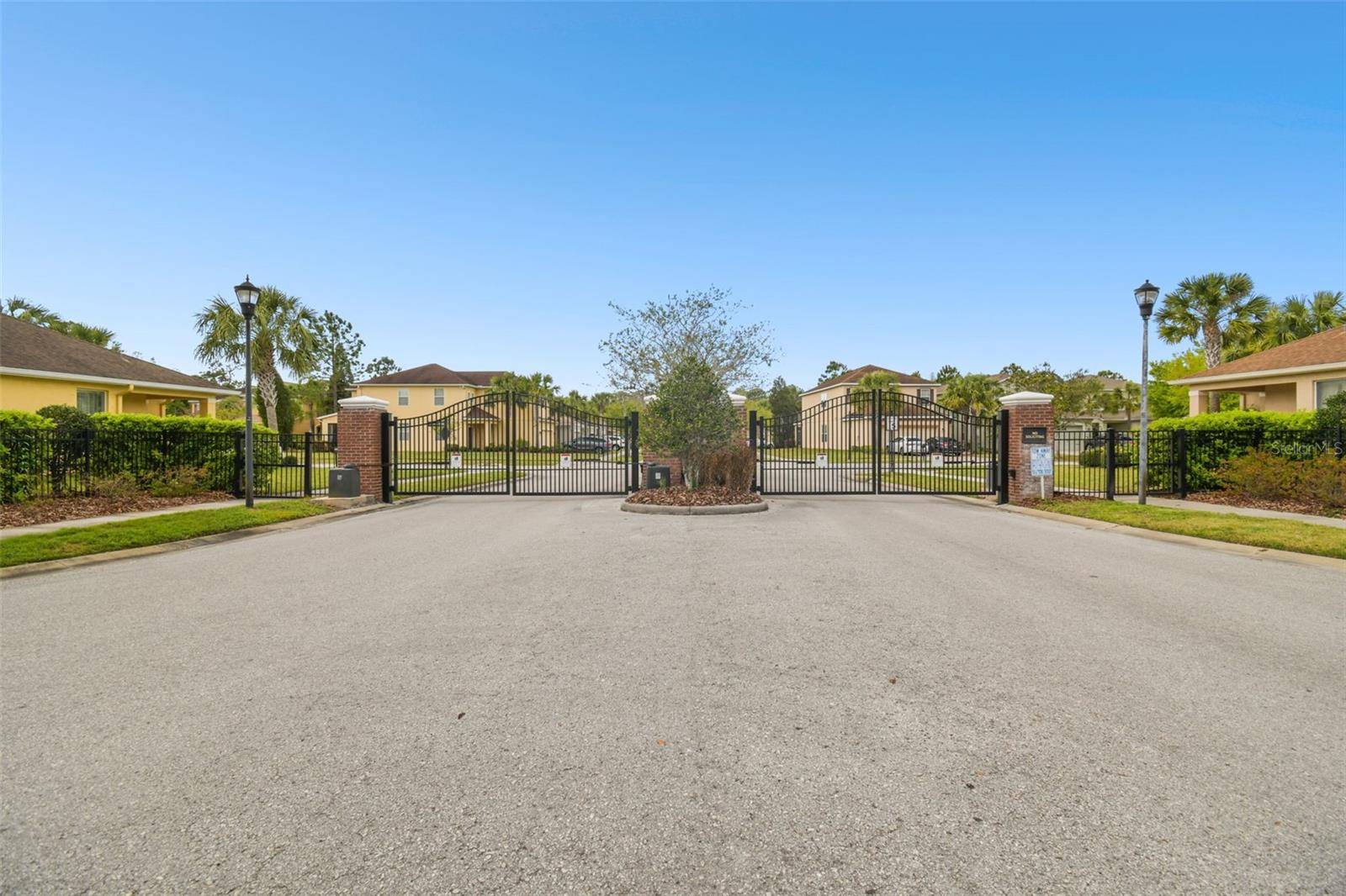 Tampa, FL 33647,16011 BELLA WOODS DR