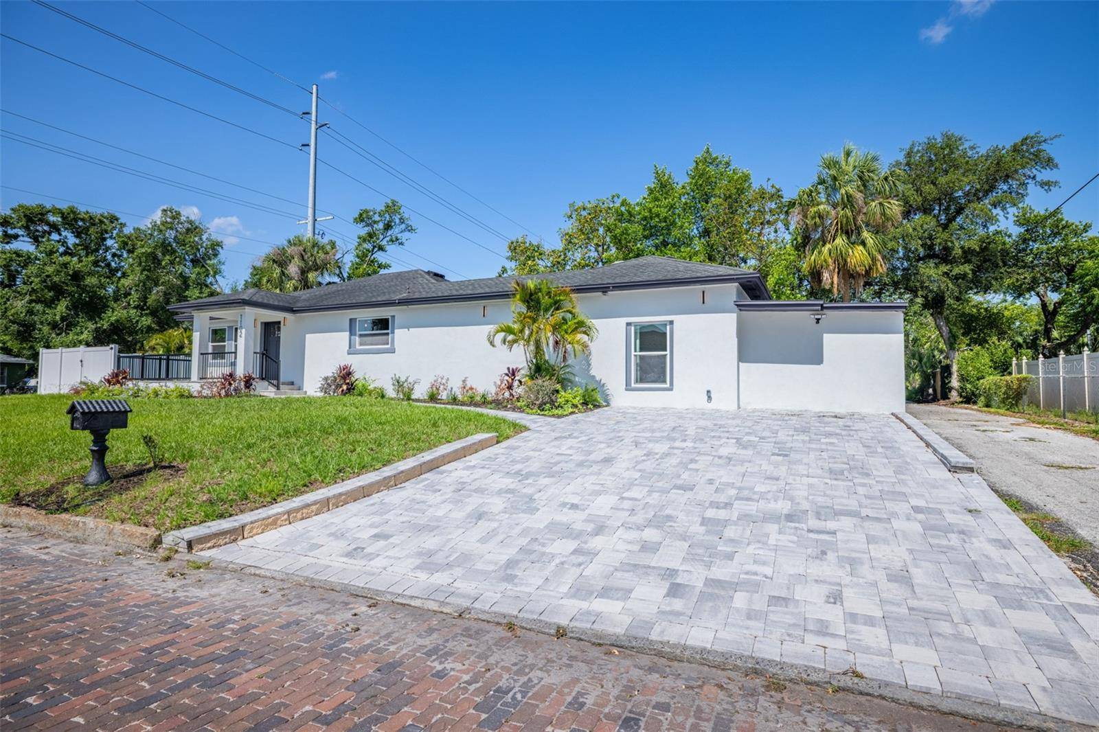 Tampa, FL 33607,1102 N ALBANY AVE