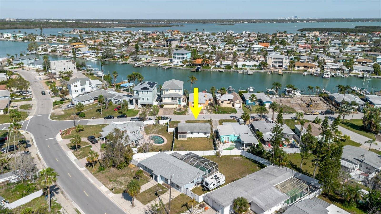 Madeira Beach, FL 33708,596 S BAYSHORE DR