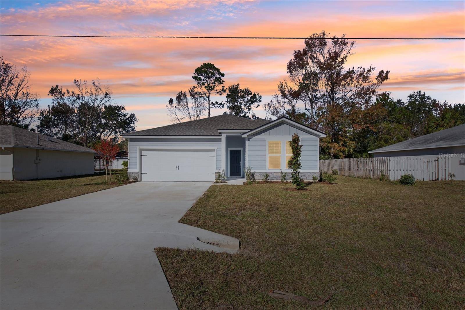 Palm Coast, FL 32164,9 PIER LN