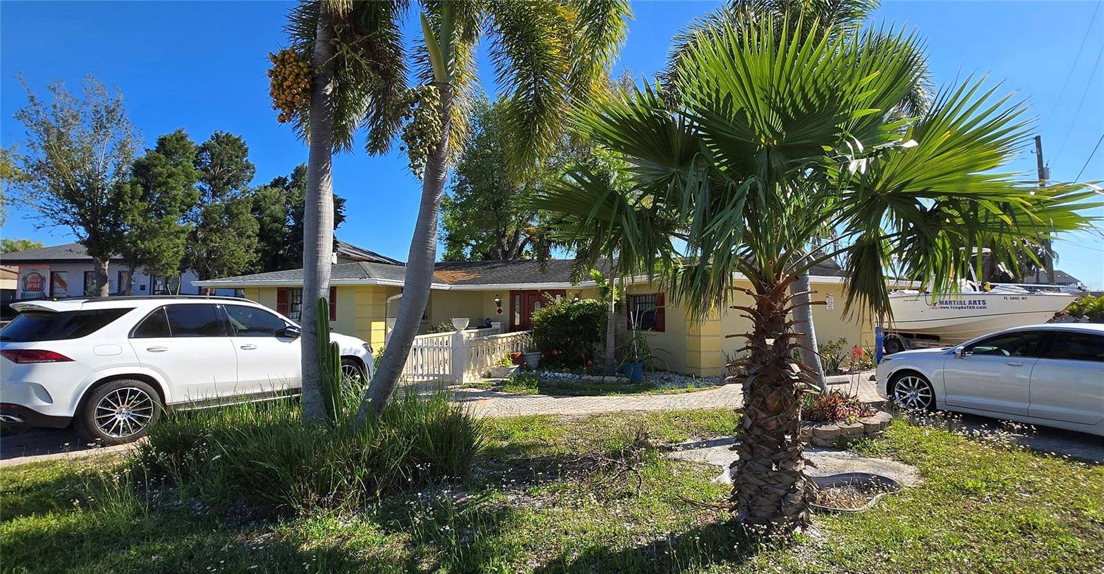 Tampa, FL 33615,8814 ROCKY CREEK DR