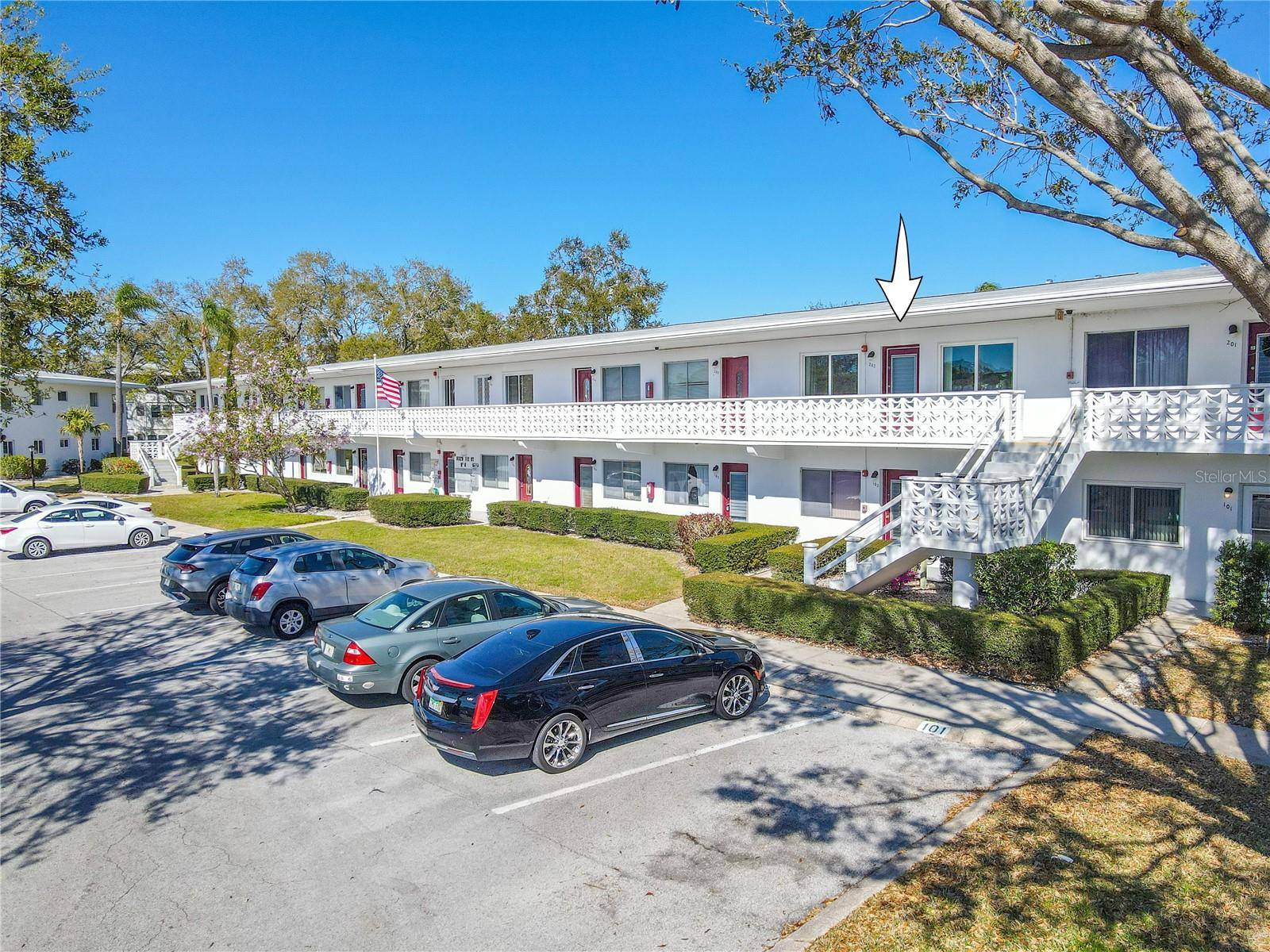 Seminole, FL 33772,8325 112TH ST #202
