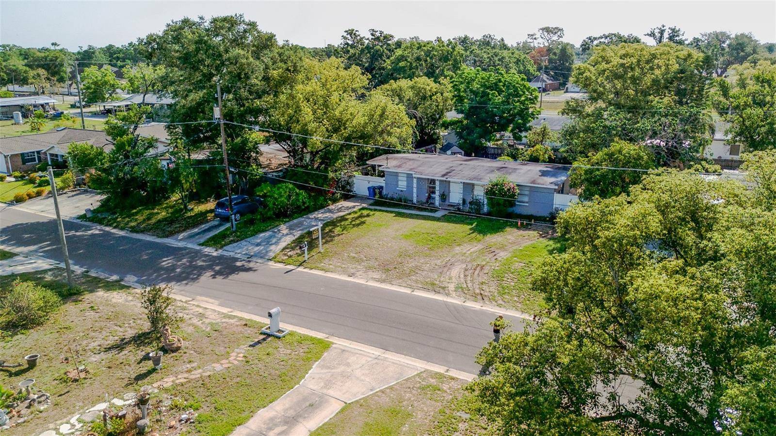 Brandon, FL 33510,1211 E CAMELLIA DR.