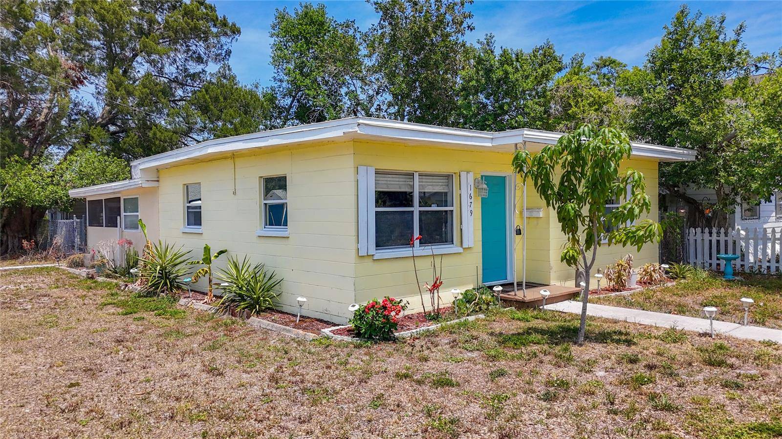 St Petersburg, FL 33713,1679 29TH AVE N