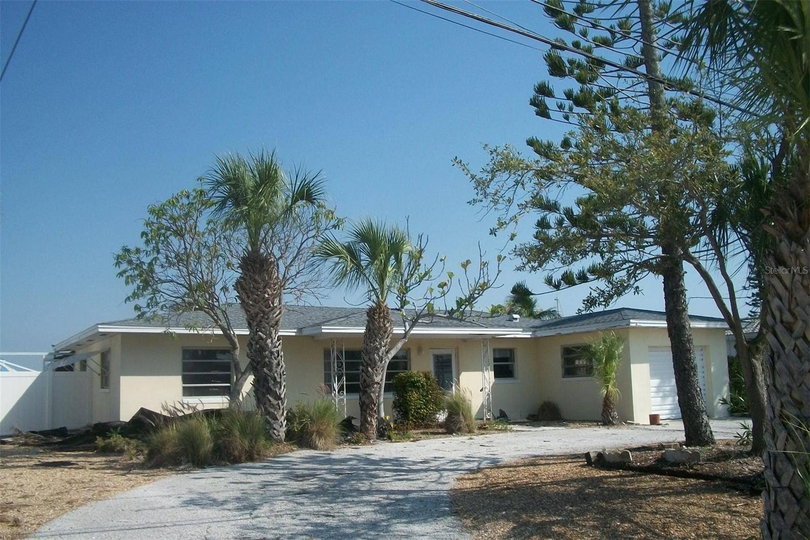 St Pete Beach, FL 33706,390 BELLE POINT DR