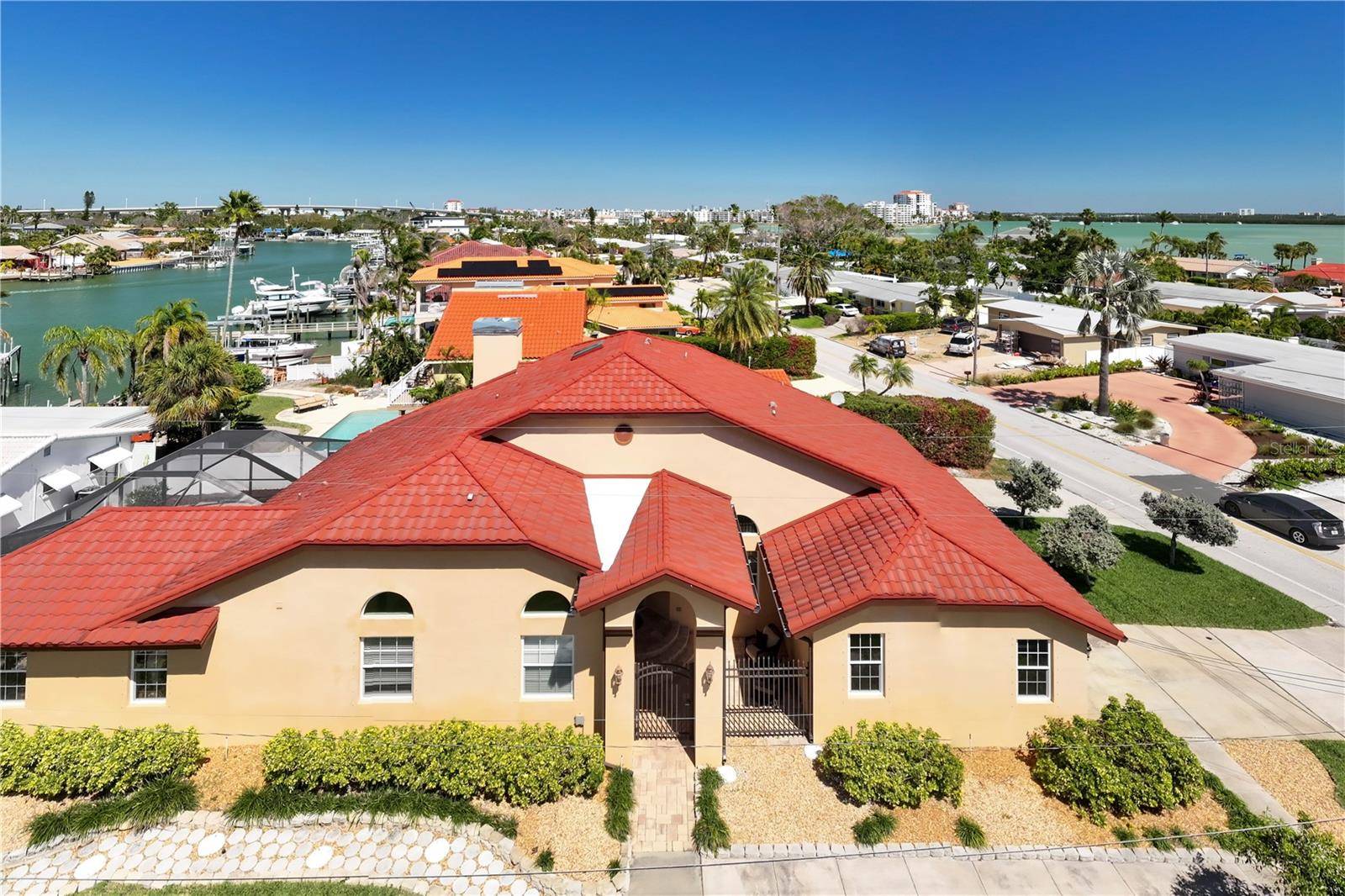 St Pete Beach, FL 33706,2600 W VINA DEL MAR BLVD
