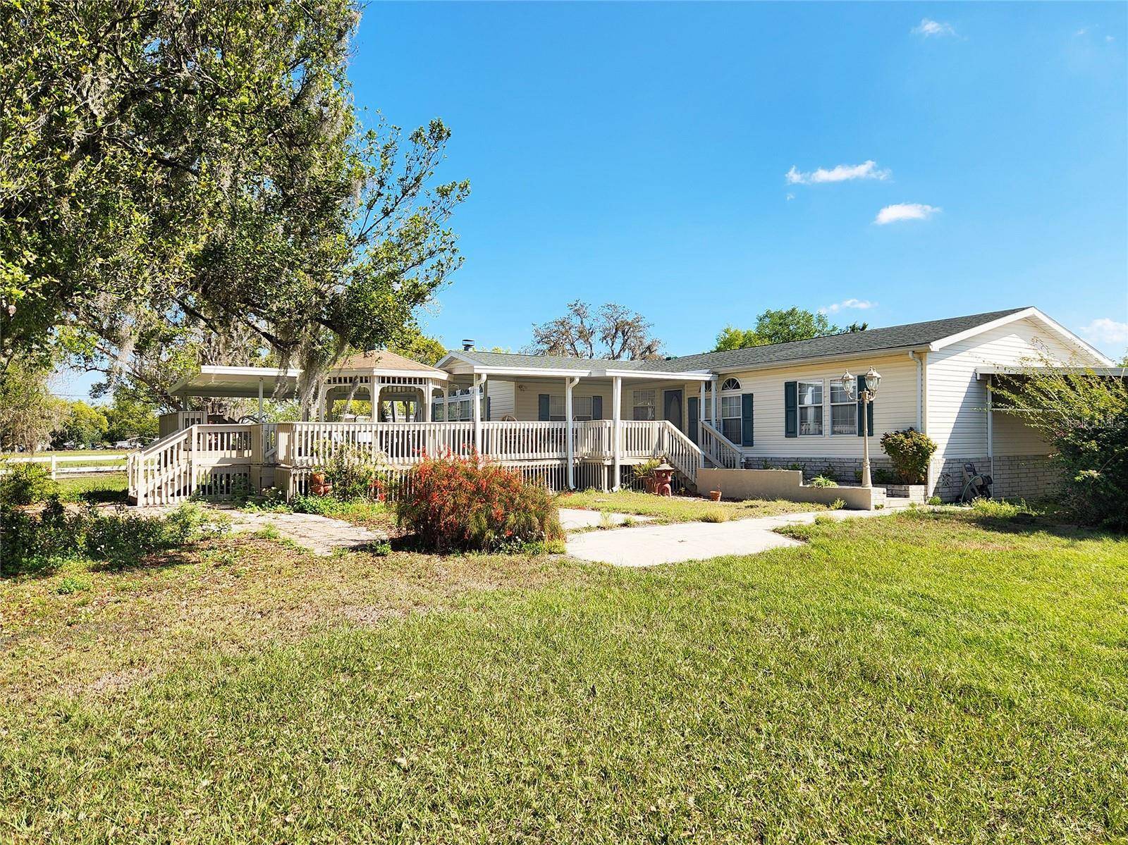 Zephyrhills, FL 33541,3550 COATS RD