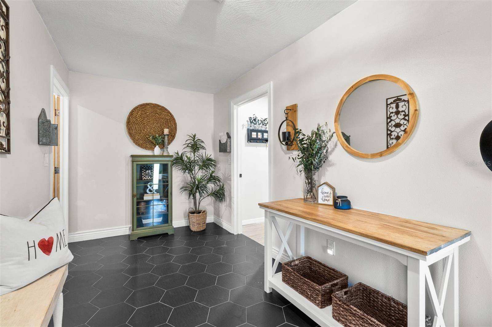Dunedin, FL 34698,2085 LYNNWOOD CT