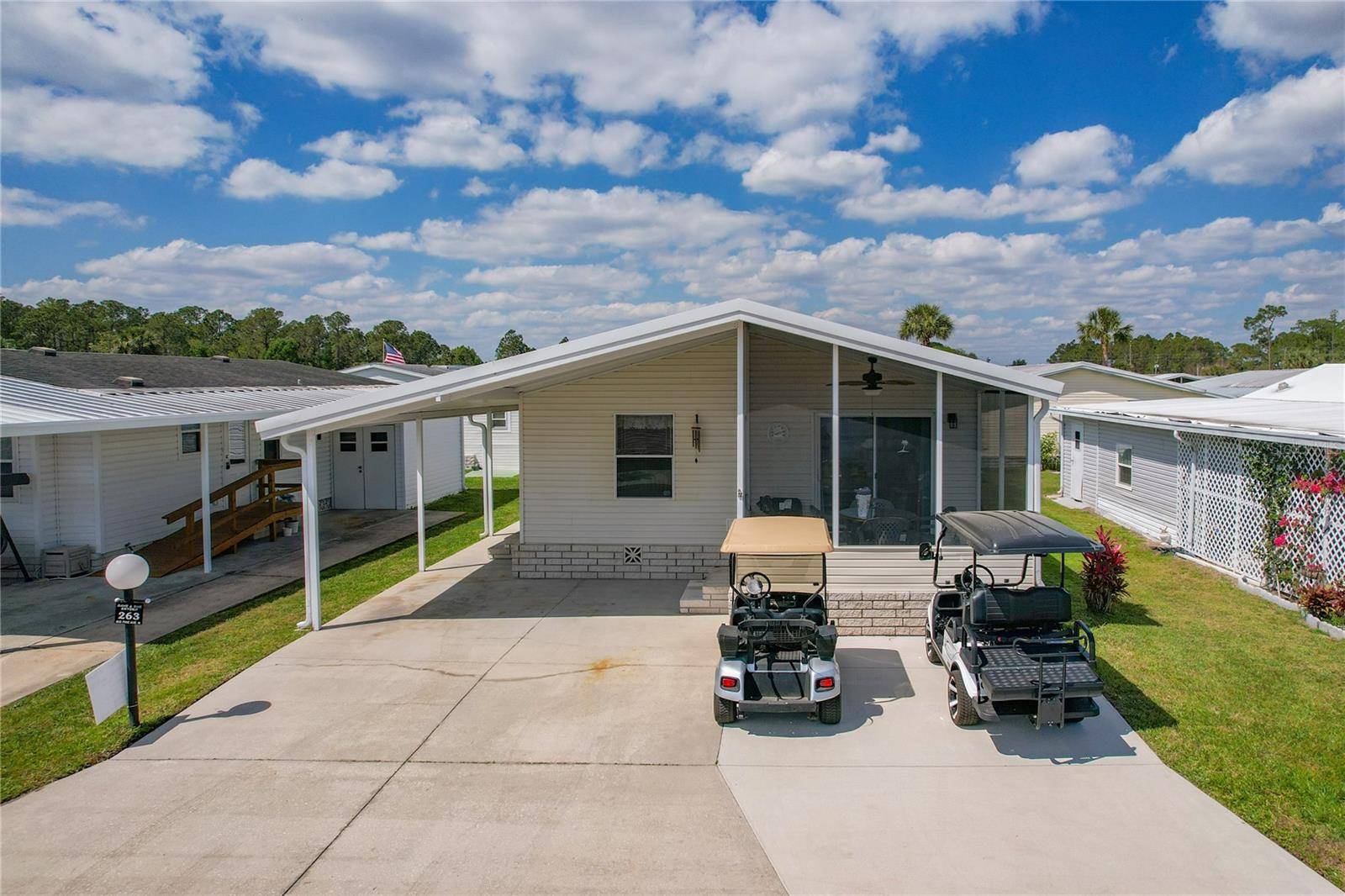 Frostproof, FL 33843,263 N BIG PINE AVE N