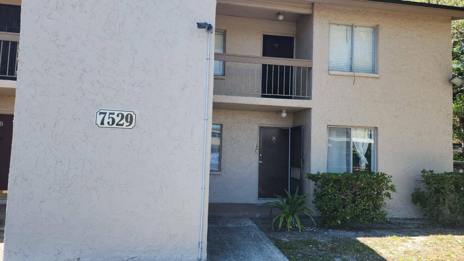 Tampa, FL 33617,7529 PITCH PINE CIR #190