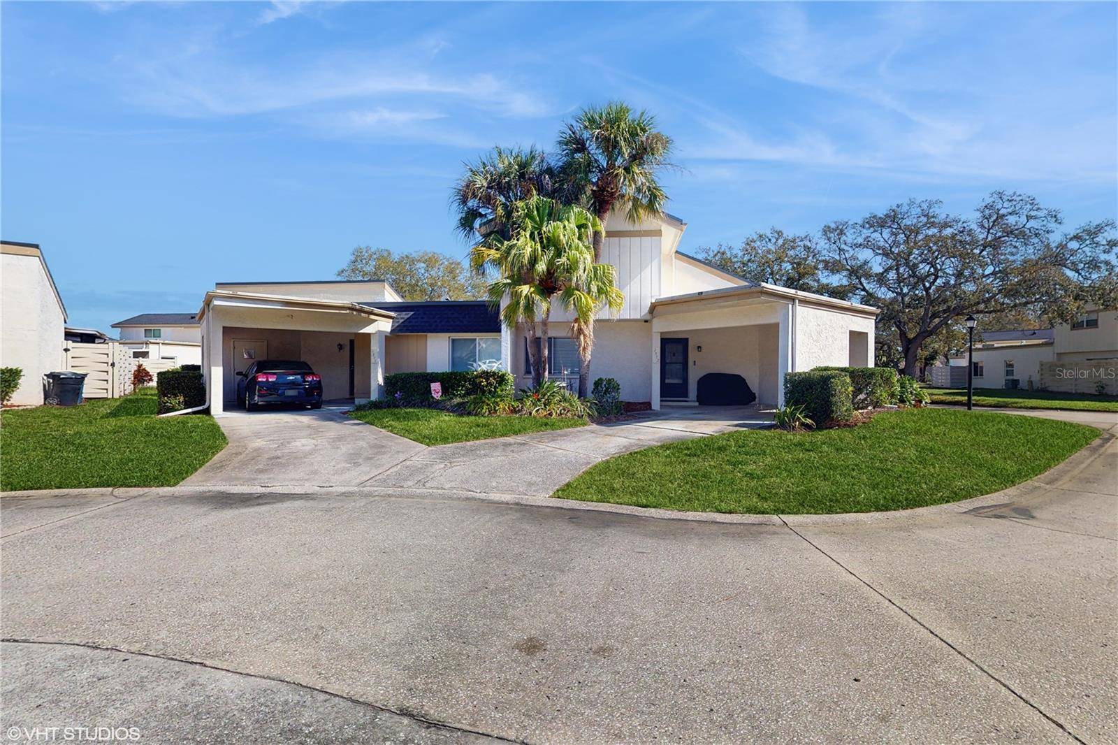 Clearwater, FL 33761,2572 FOREST RUN CT