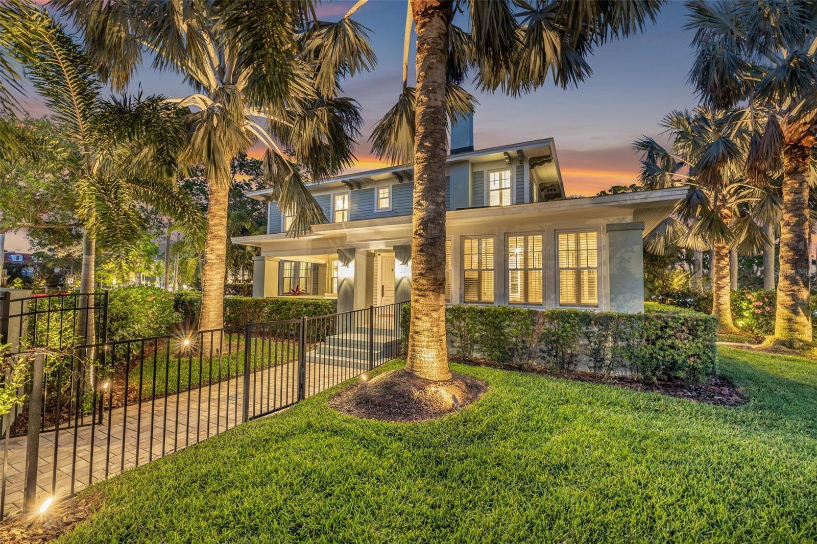 St Petersburg, FL 33704,1505 BEACH DR NE