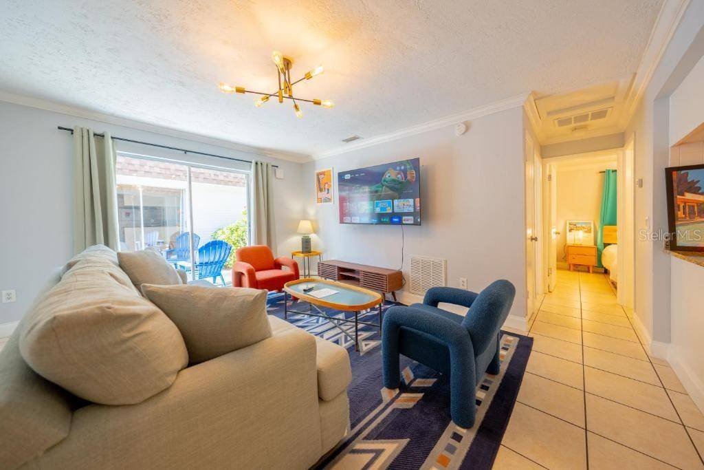 Clearwater Beach, FL 33767,648 POINSETTIA AVE