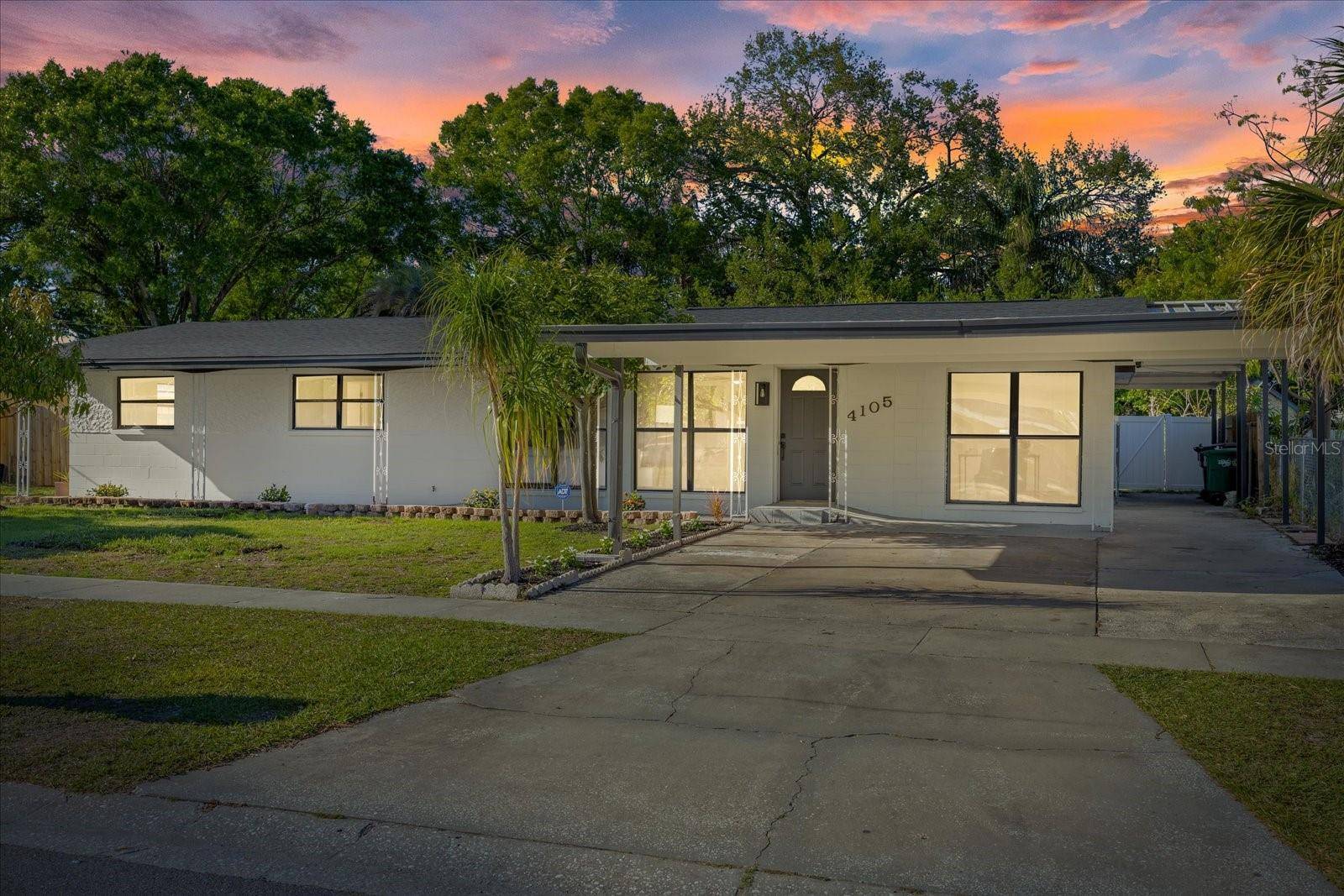 Tampa, FL 33616,4105 W IOWA AVE