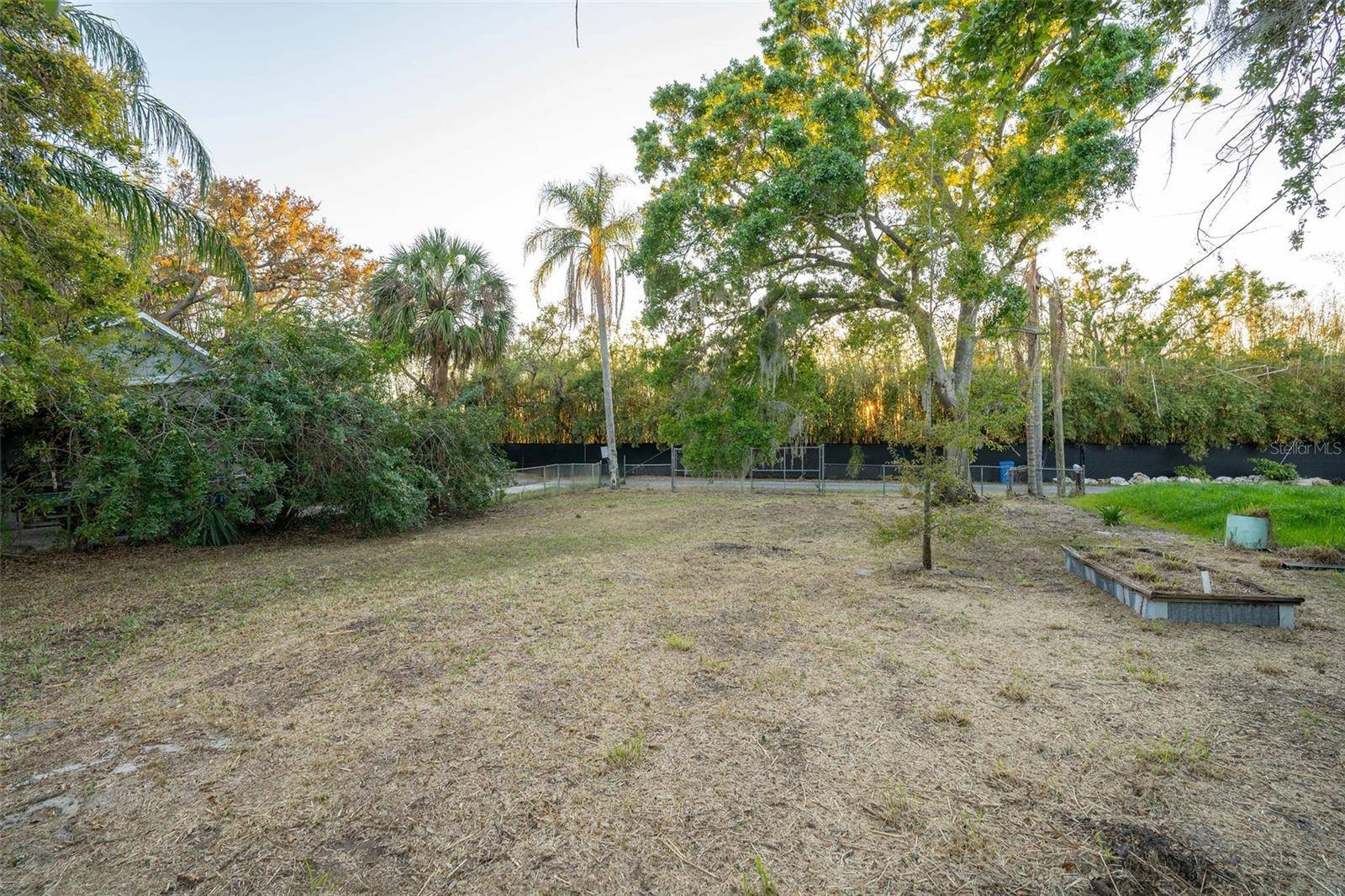 Tampa, FL 33635,7429 PELICAN DR