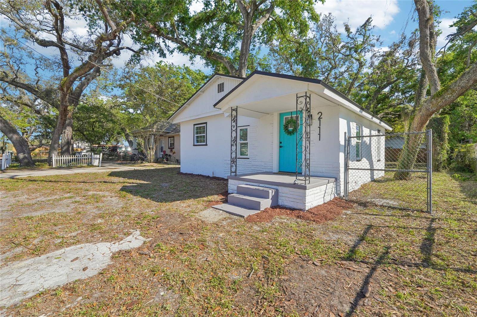 Tampa, FL 33610,2111 E ELLICOTT ST