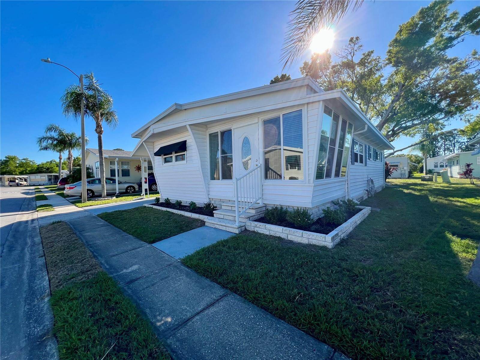 Largo, FL 33771,1100 BELCHER RD S #189