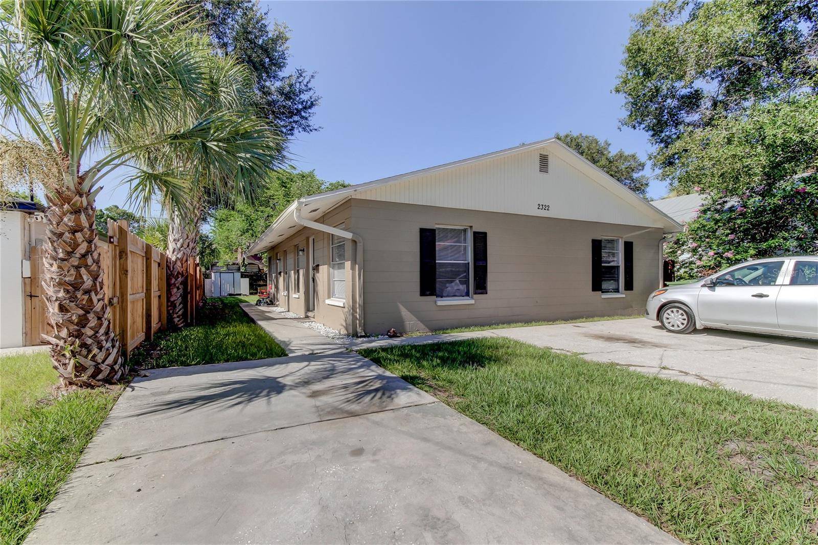 Tampa, FL 33607,2322 W SAINT JOHN ST #B