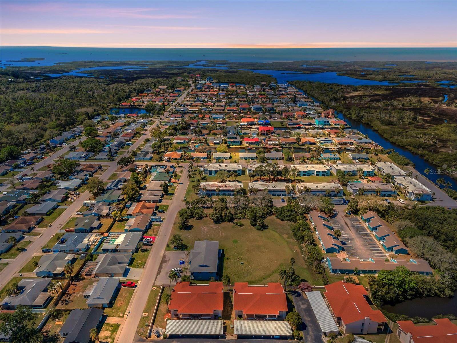 Port Richey, FL 34668,9980 EAGLES POINT CIR #1
