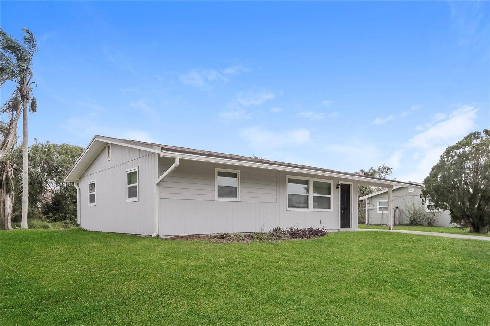 Sebastian, FL 32958,454 TUNISON LN