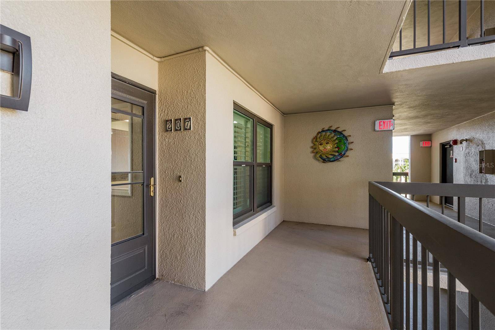 Tarpon Springs, FL 34689,1810 MARINER DR #207