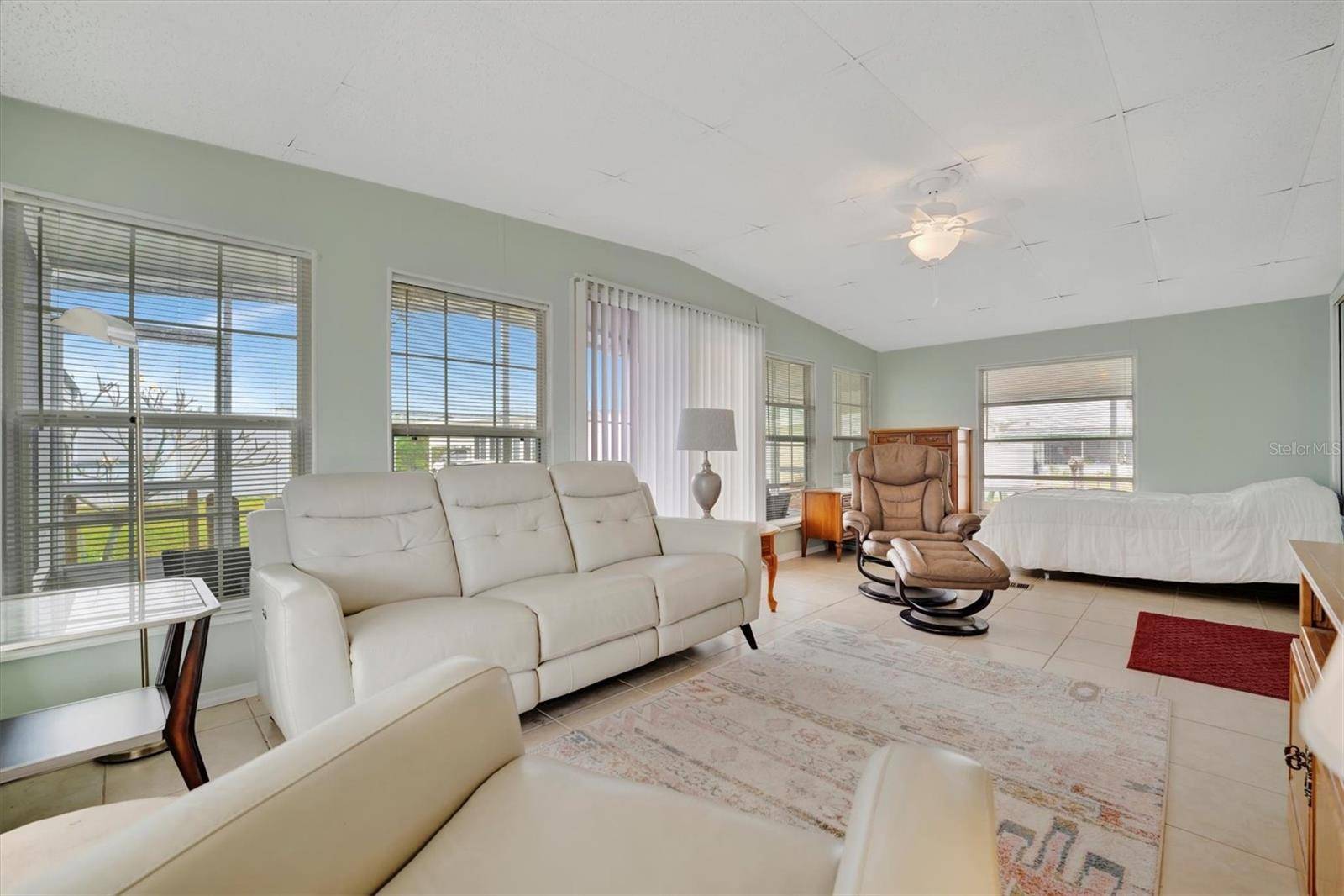 Apollo Beach, FL 33572,110 E SAINT LUCIA LOOP