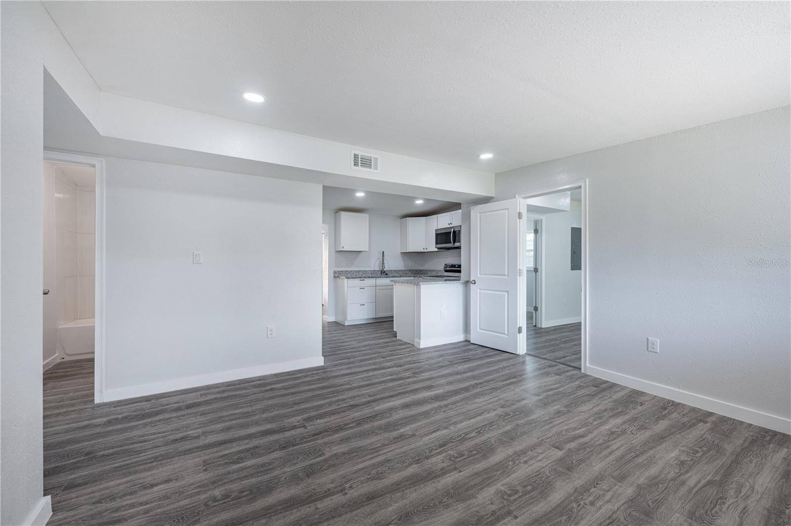 Pinellas Park, FL 33782,5411 96TH TER N