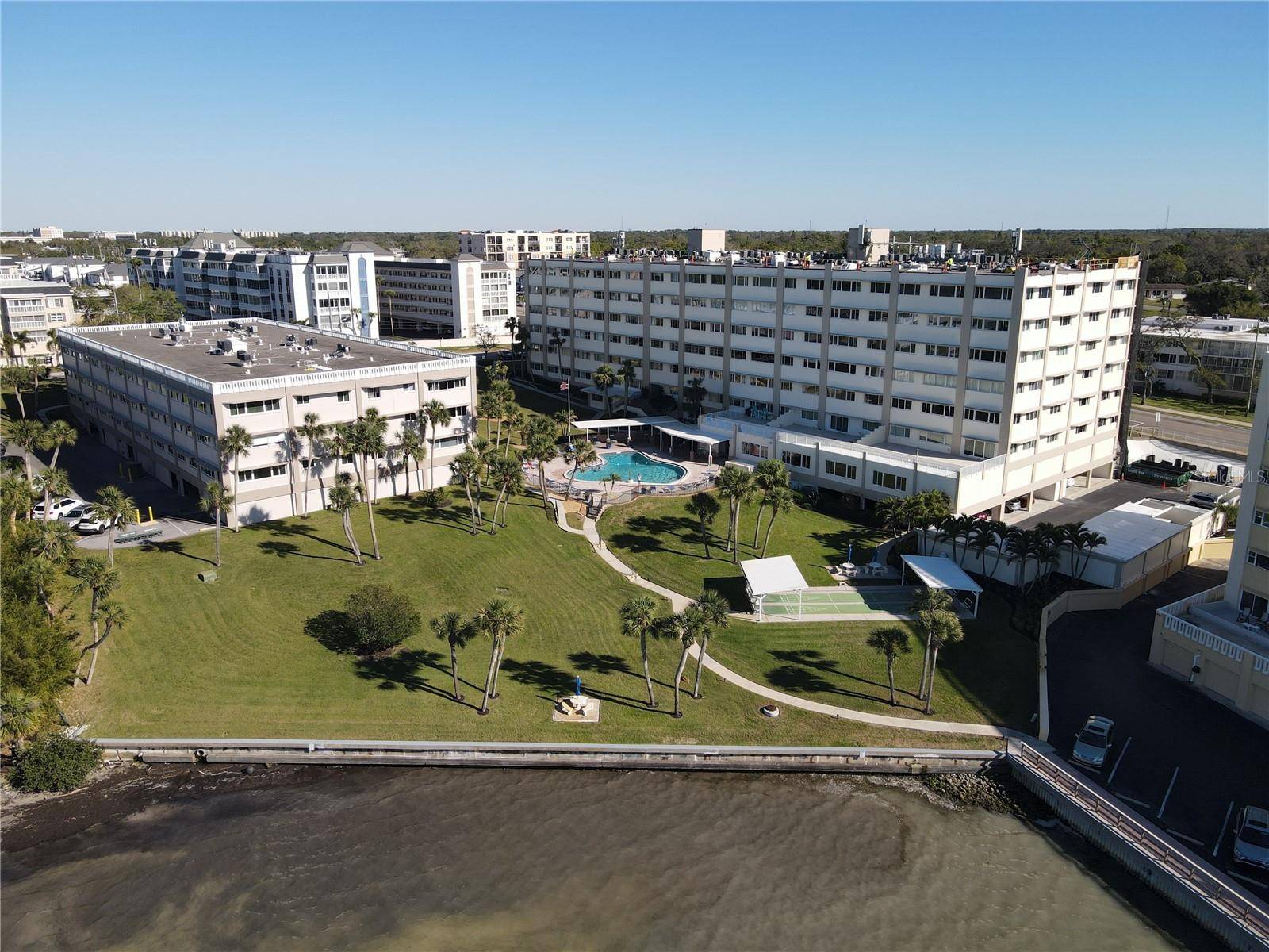 Belleair Bluffs, FL 33770,100 BLUFF VIEW DR #502C