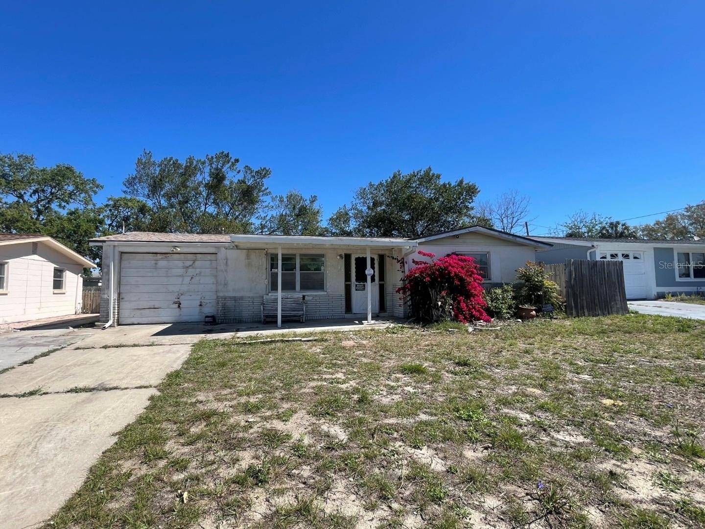 Hudson, FL 34667,7405 COUNTRY CLUB DR